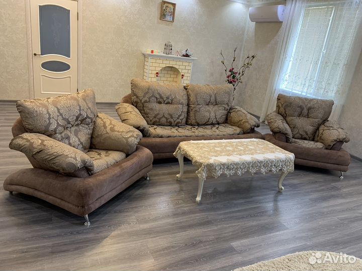 Диван и 2 кресла бу