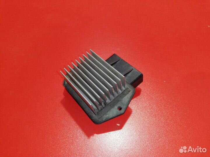 Реостат отопителя Toyota Allex NZE124 1NZ-FE