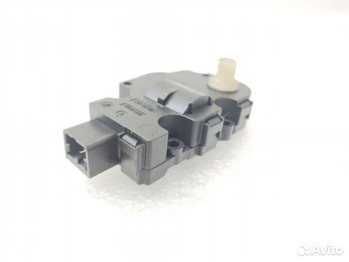 Сервопривод заслонок печки Mercedes-Benz E-Class