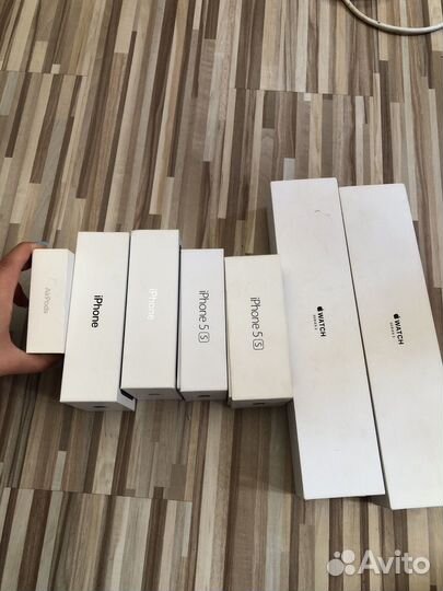 Коробки от техники apple