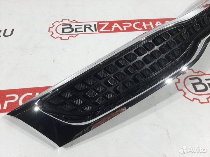 Решетка радиатора передняя Kia Rio X-Line FB