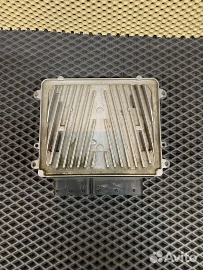 Блок управления двигателем Mercedes M273 4x4