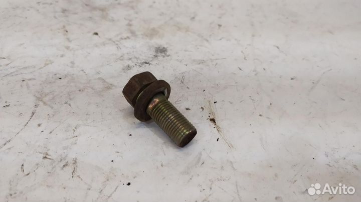 Болт переднего суппорта toyota Hiace LH100 / Granv