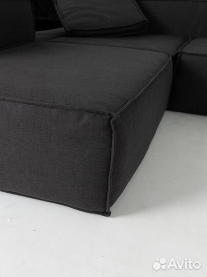 Диван со спальным местом 4400х1800 мм