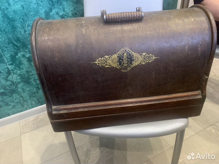 Швейная машина Singer