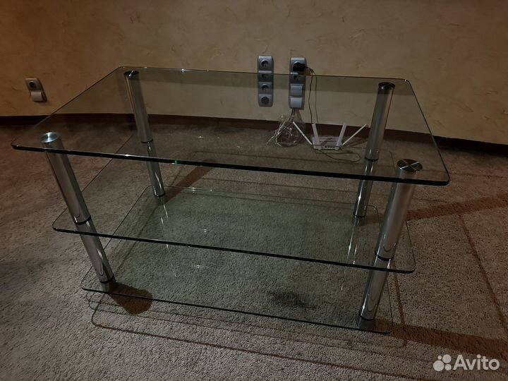 Стеклянная тумба