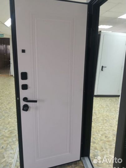 Дверь входная утепленная горизонталь