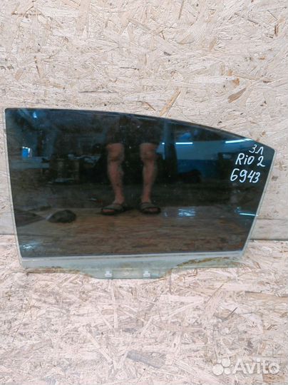 Стекло двери задней левой Kia Rio