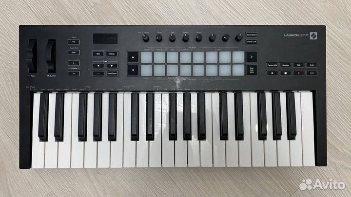 Novation launchkey 37 mk3