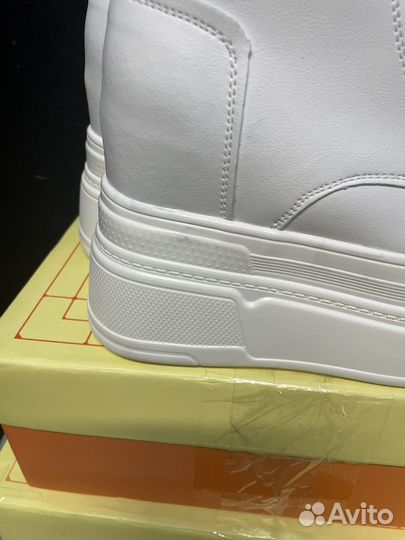 Ботинкт на высокоц платформе 12 см