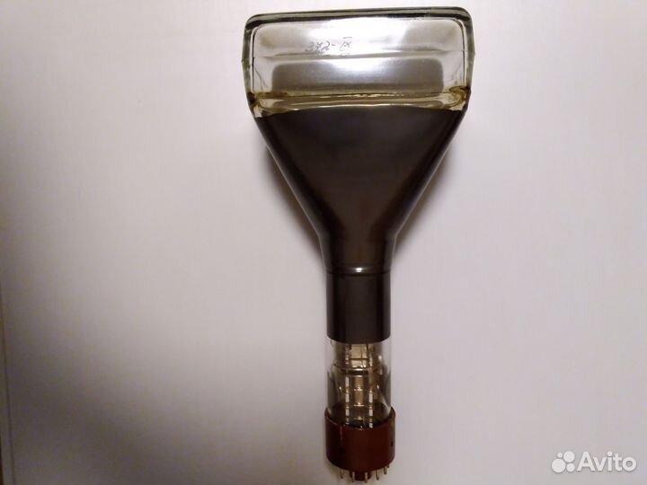 Электронно-лучевая трубка 16ло3и