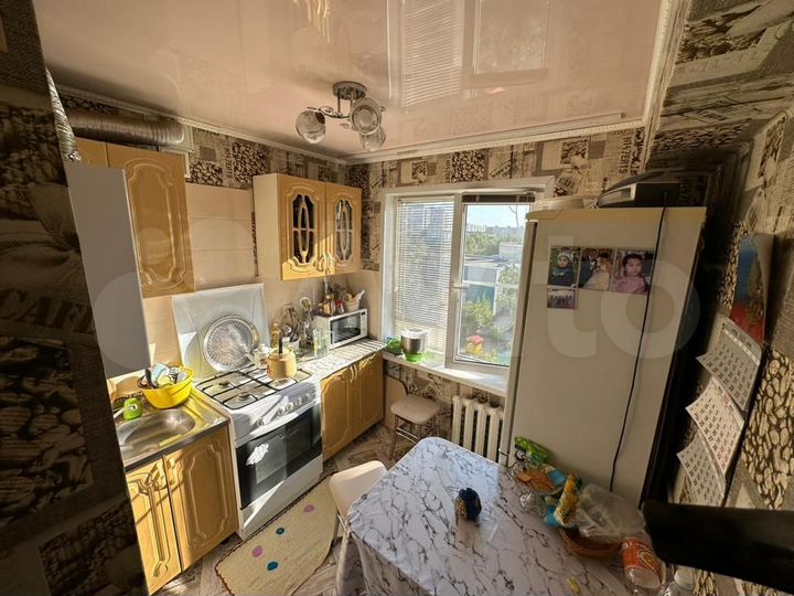 2-к. квартира, 40 м², 5/5 эт.