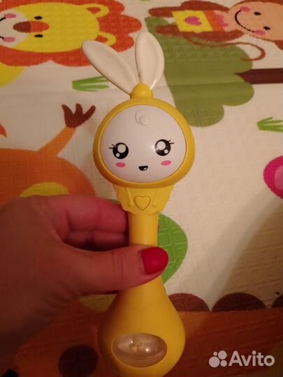 Погремушка музыкальная заяц