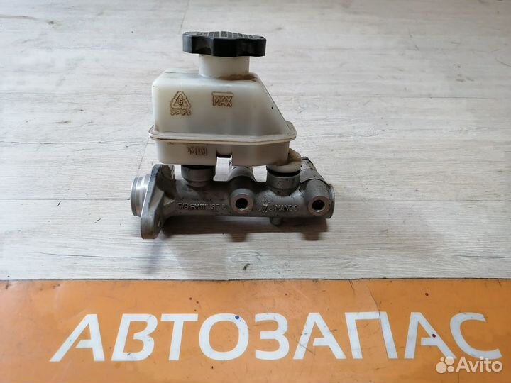 Цилиндр тормозной главный Бачок Hyundai Accent