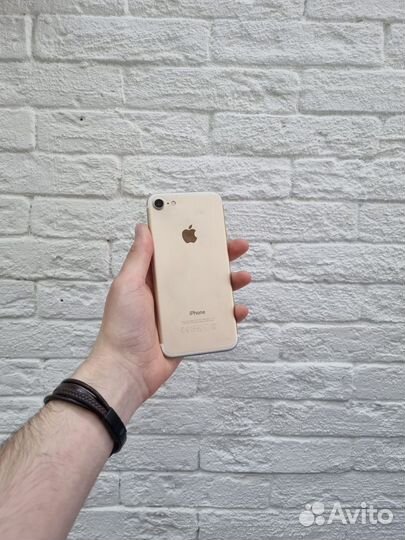 iPhone 7, 32 ГБ