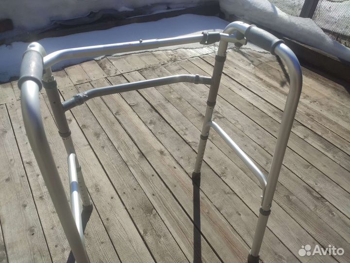 Ходунки для взрослых