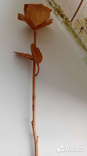 Роза декоративная из дерева для интерьера