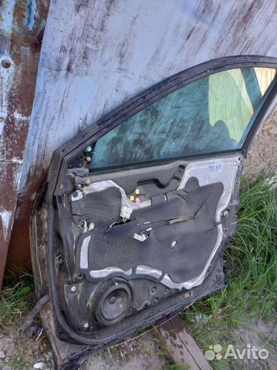 Дверь передняя правая Акура рдх 2007г.в