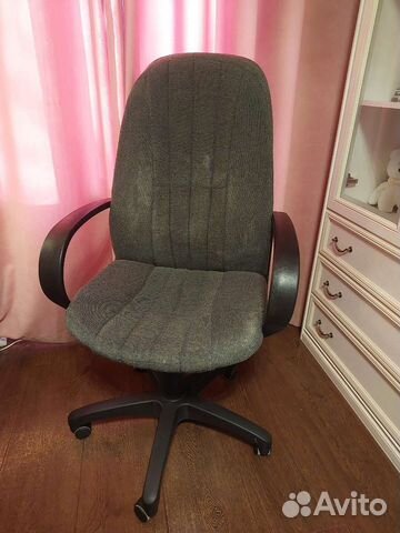Компьютерное кресло руководителя