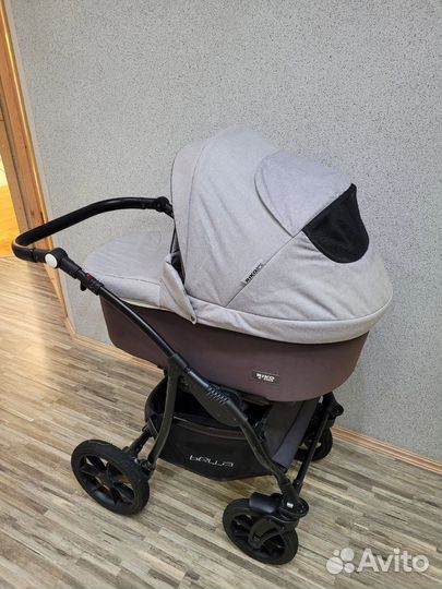 Коляска универсальная 3 в 1 Riko Basic (Bella)
