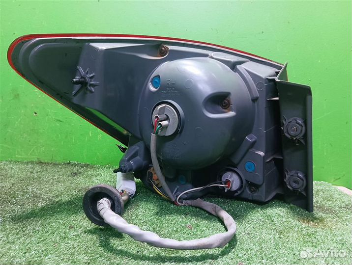 Фонарь задний наружный правый Chevrolet Cruze J30