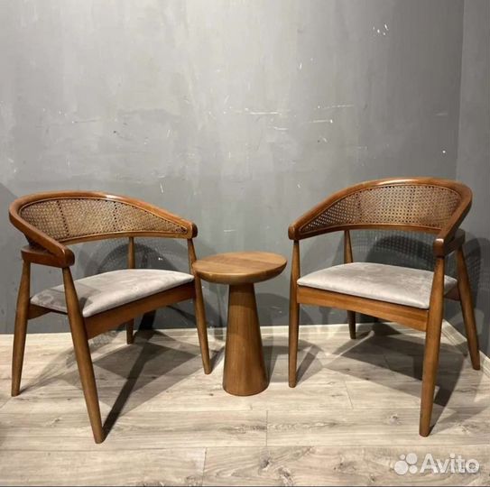 Стул джапанди, массив и Ротанг