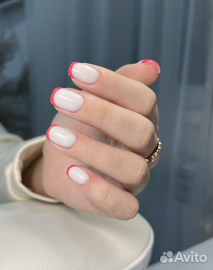 Мастер маникюра и педикюра