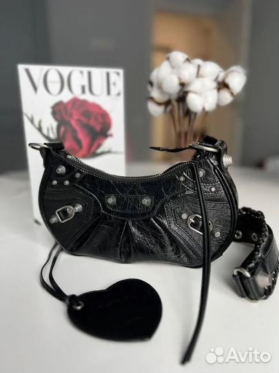 Женская сумка Balenciaga Le Cagole