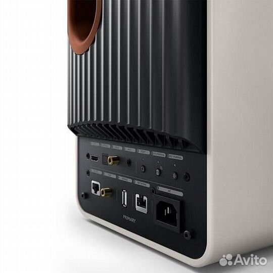 Полочная акустика KEF LS50 Wireless II