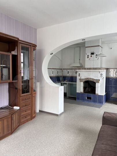 2-к. квартира, 60 м², 2/4 эт.