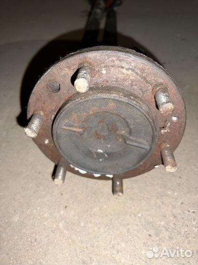 Полуось задняя Toyota Hilux Surf 130 МКПП