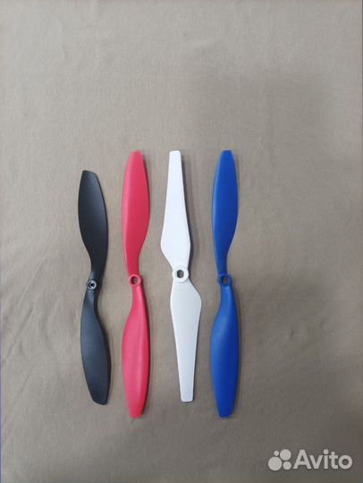 Пластиковые винты 9 дюймов бу