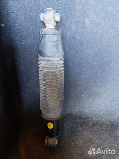 Амортизатор задний Hyundai Solaris