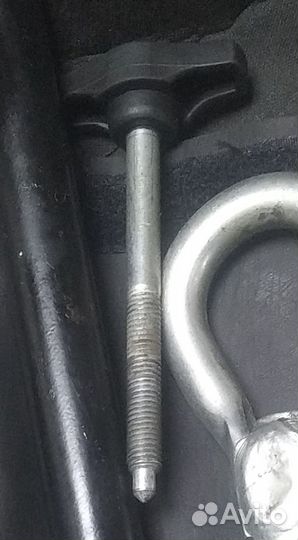 Болт крепления домкрата Opel Omega B Combo