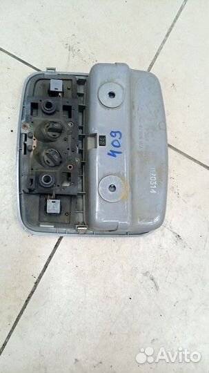 Плафон внутреннего освещения