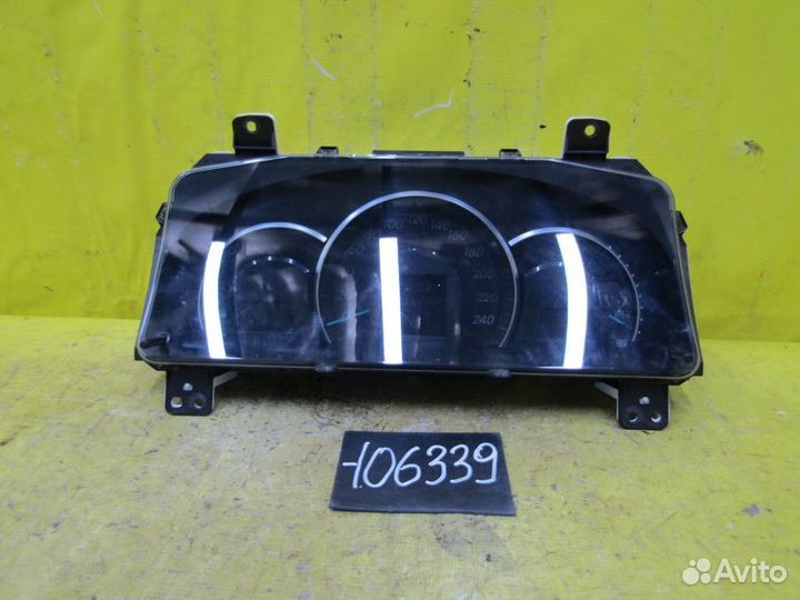 Щиток приборов Toyota Camry 50 12-15г 106339