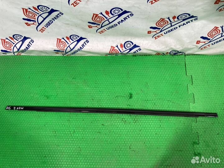 Молдинг стекла задний правый Acura Mdx YD2 J37A1