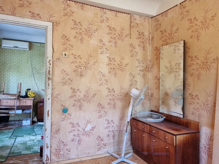 4-к. квартира, 58 м², 3/5 эт.