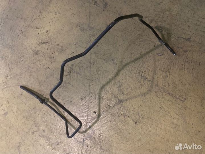 Трубка топливная Land Rover Discovery 3 L319 276DT