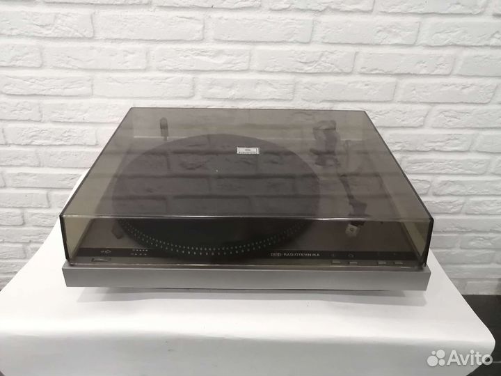 Проигрыватель винила Радиотехника