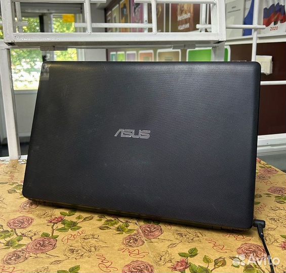 Ноутбук Asus X552E AMD E1-2100 (1.00GHz) RAM 4GB