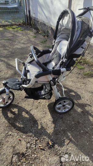 Детская коляска 3 в 1
