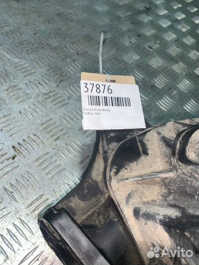 Впускной коллектор Pontiac Vibe