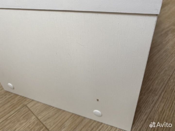 Туалетный столик, полка подвесная