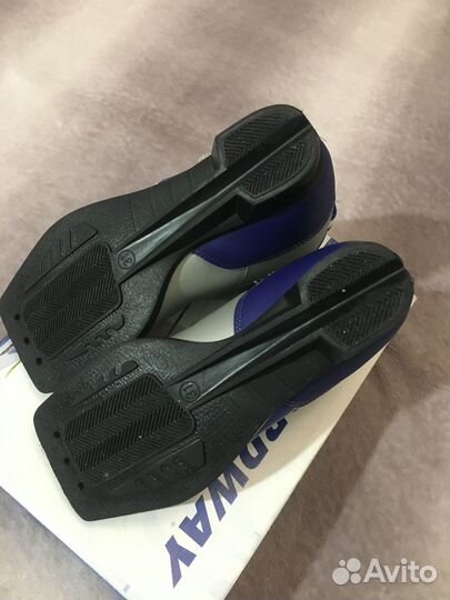 Лыжные ботинки р. 31