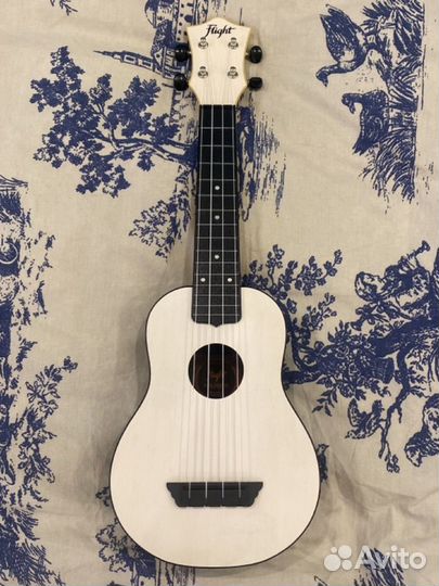 Укулеле flight