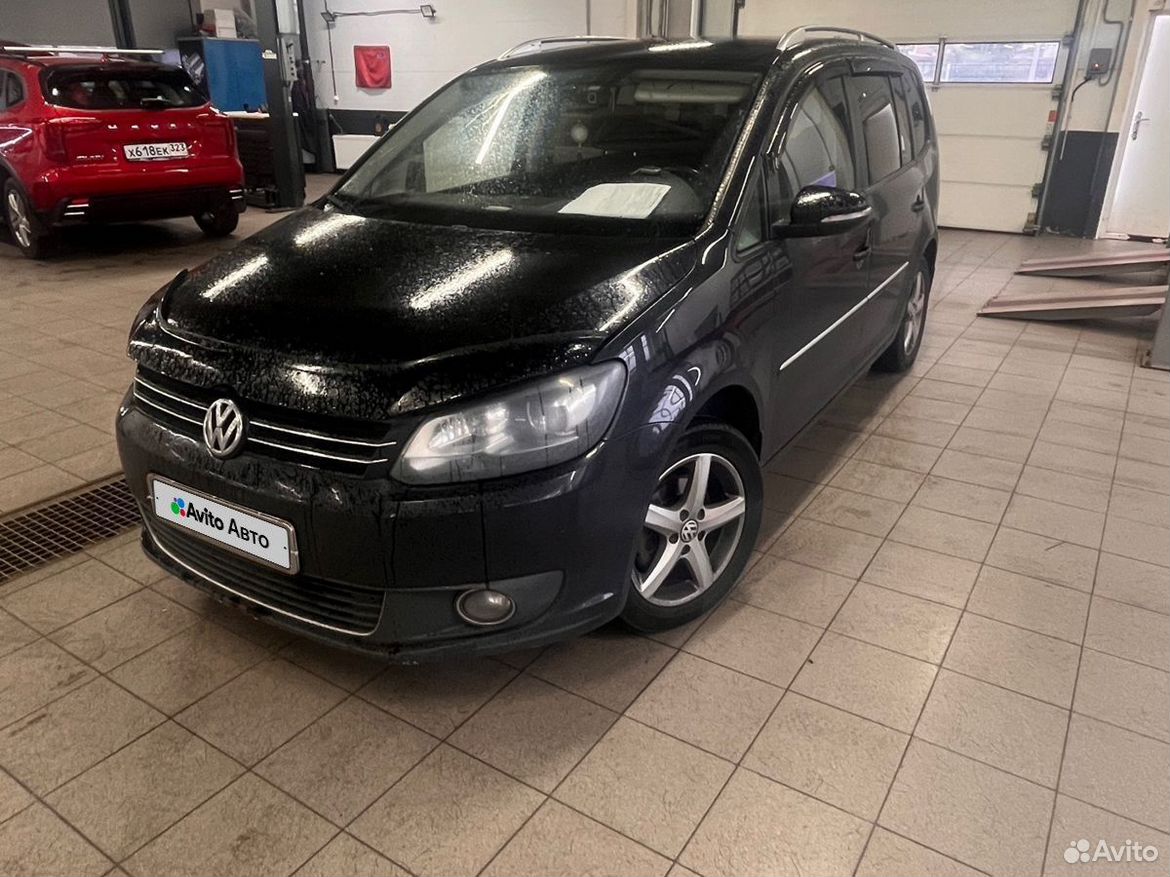 Volkswagen Touran 1.4 AMT, 2012, 224 325 км
