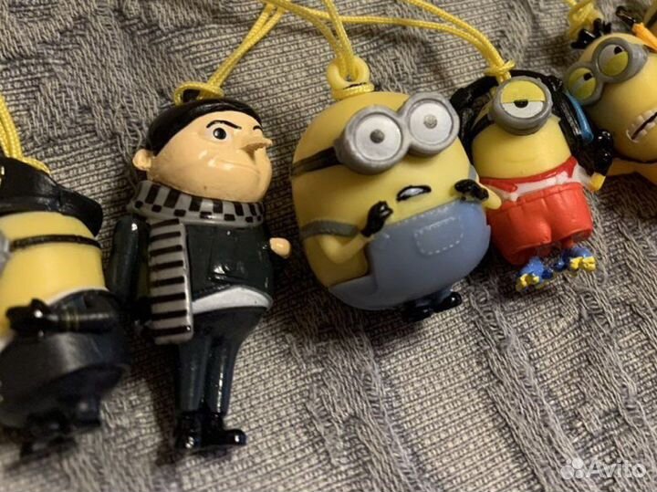 Игрушка миньон