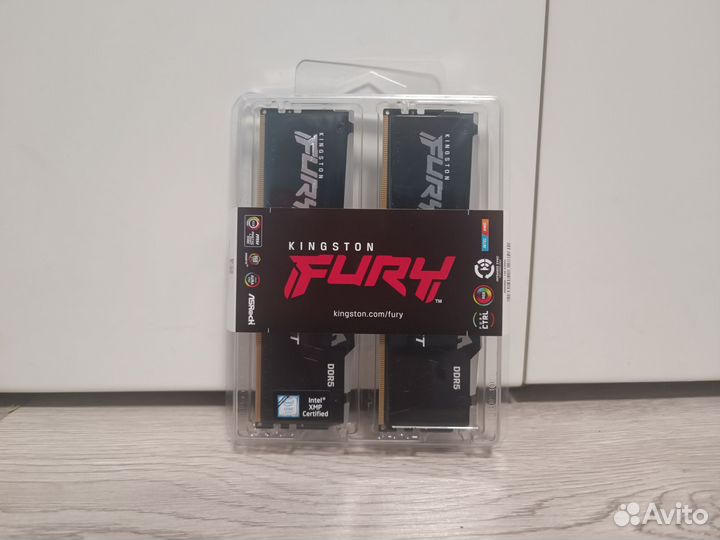 Ddr5 Оперативная память Kingston fury RGB 32Gb