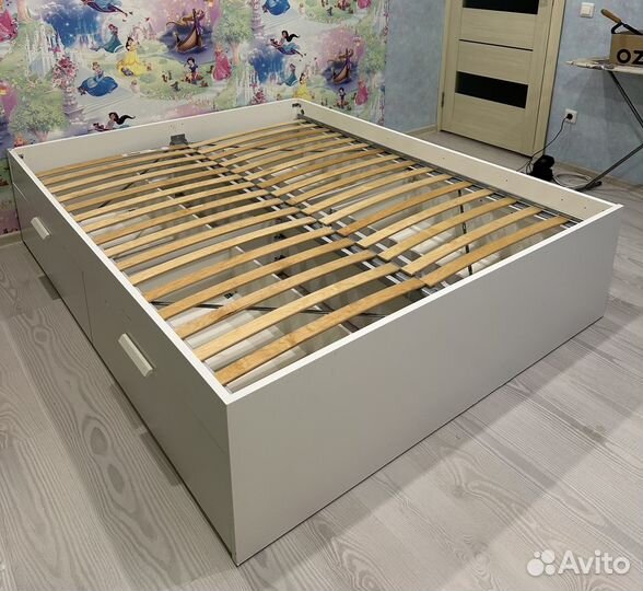 Кровать двухспальная 160 200